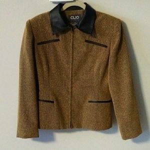 Vintage jacket with shoulder pads